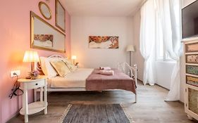 Old City Romantic Studios 4 With Free Private Parking