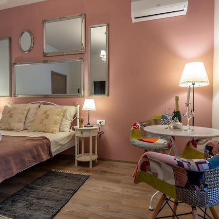 Old City Romantic Studios 4 With Free Private Parking Pula Exterior foto