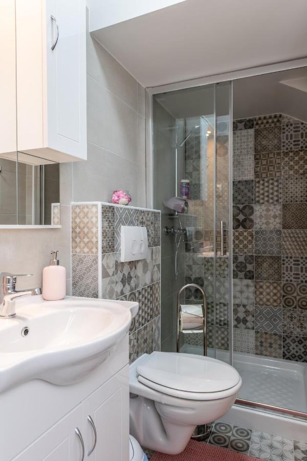 Old City Romantic Studios 4 With Free Private Parking Pula Exterior foto